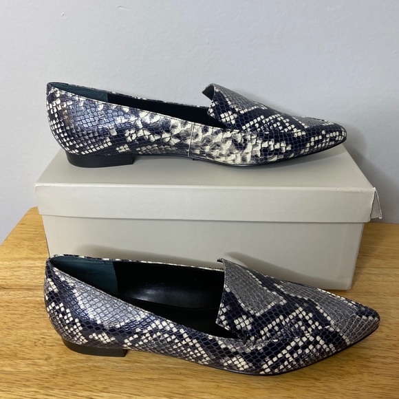 Marc Fisher Black Snakeskin Leather Loafer Flats - Picture 2 of 6